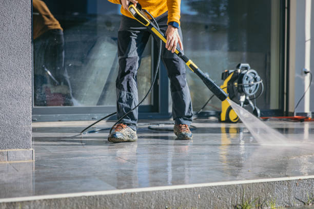 Best Local Pressure Washing Services  in Town And Country, MO